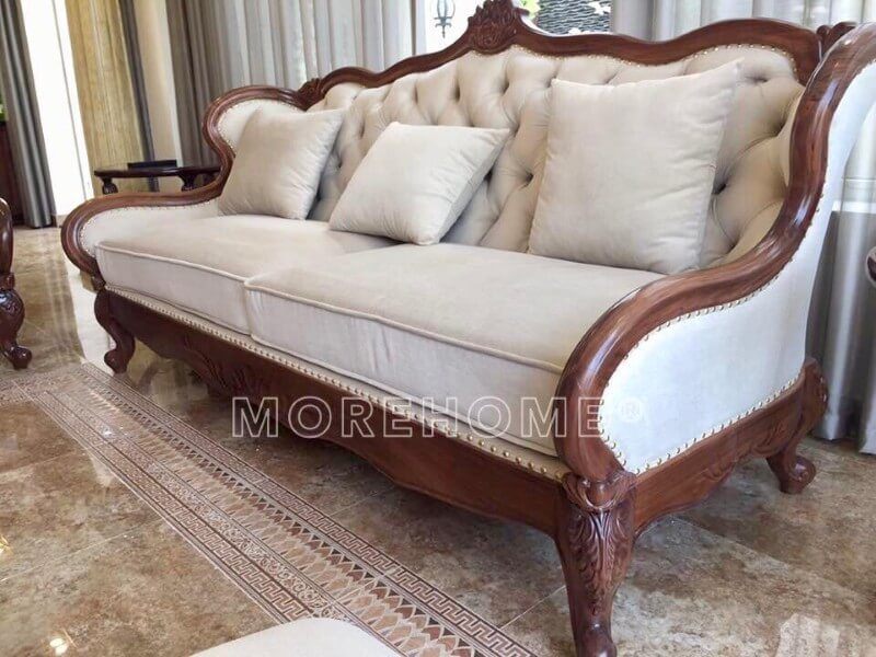 Hình ảnh sản phẩm sofa tân cổ điển bọc vải cao cấp tại phòng khách biệt thự flc tại thanh hóa do Morehome là đơn vị thi công trực tiếp