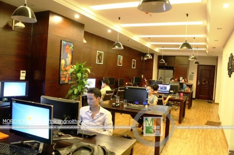 Không gian làm việc mở sẽ giúp nhân viên cảm thấy thoải mái và tập trung cao nhất trong công việc.